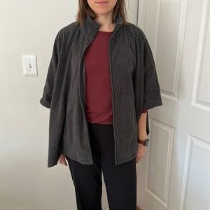 LL Bean poncho/cape zip-up
